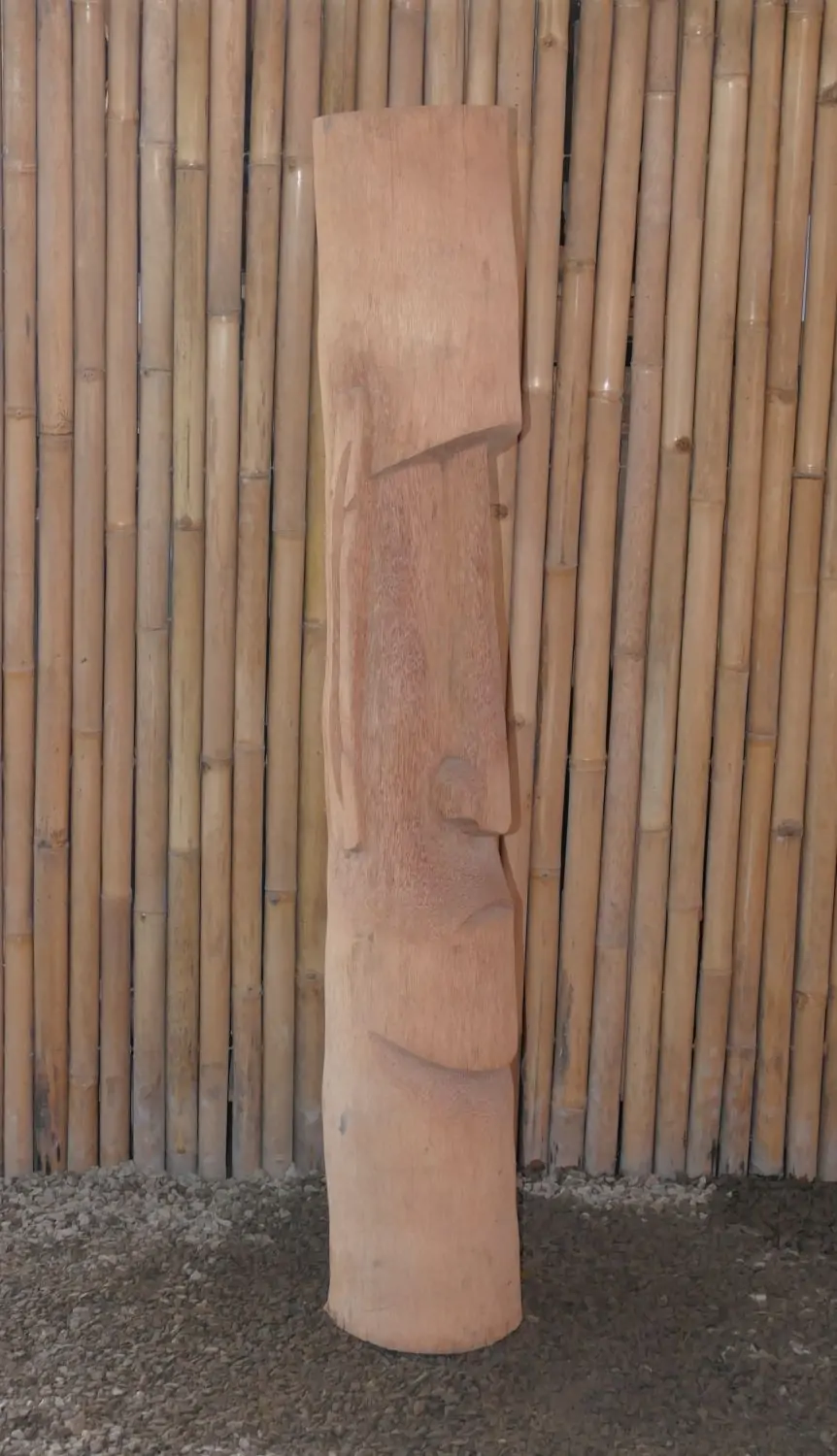 Product image 3 of the product “Tiki Statue Polynesia style. From coconut palm 150cm Height. Approx. 24cm dia. Model 5 - Rapa Nui ”